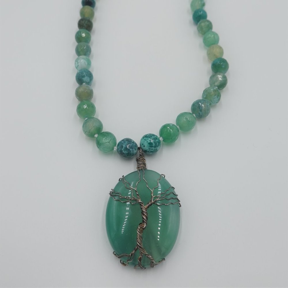 Jade Aventurine green bead necklace